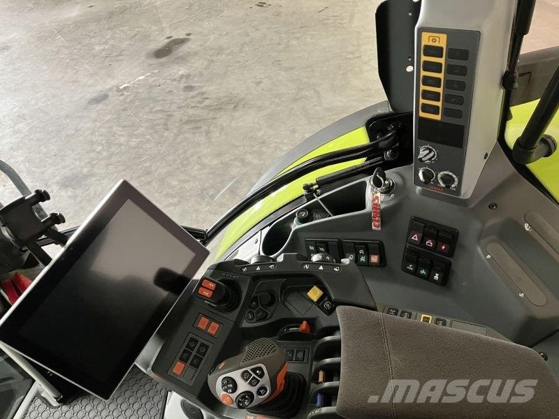 CLAAS ARION 550 CMATIC RTK Tractoren