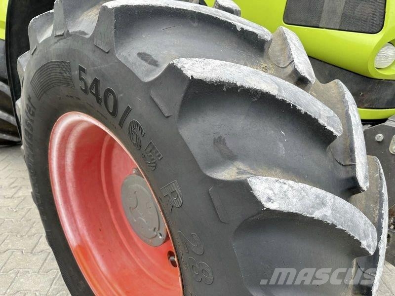 CLAAS ARION 620 CEBIS HEXASHIFT Traktoren