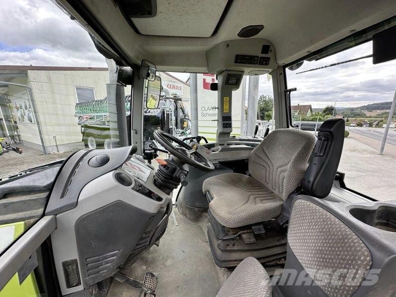 CLAAS ARION 620 CEBIS HEXASHIFT Traktoren