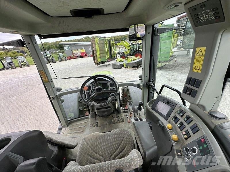 CLAAS ARION 620 CEBIS HEXASHIFT Traktoren