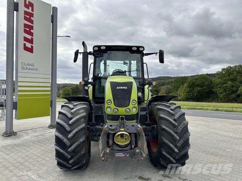 CLAAS ARION 620 CEBIS HEXASHIFT Traktoren