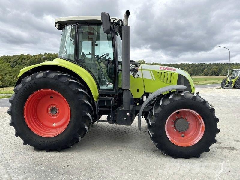 CLAAS ARION 620 CEBIS HEXASHIFT Traktoren