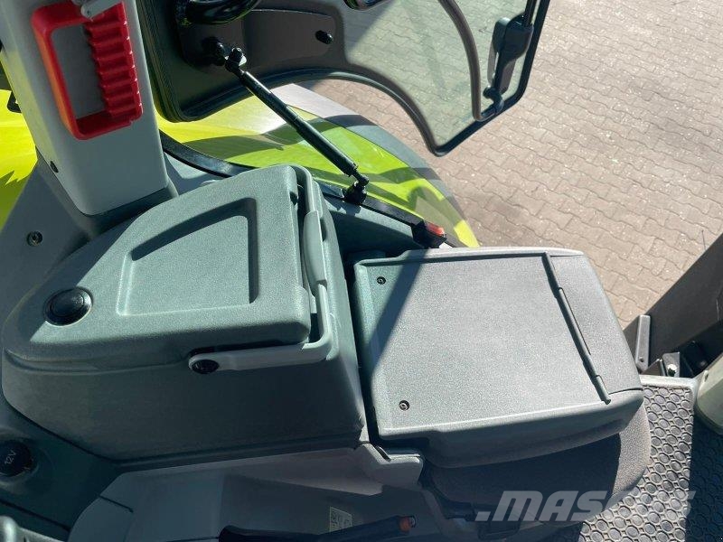 CLAAS Arion 630 CIS + Traktory