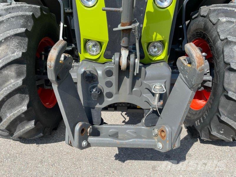 CLAAS Arion 650 CIS+ 트랙터