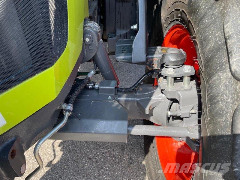 CLAAS Arion 650 CIS+ 트랙터