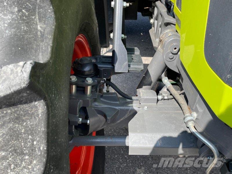 CLAAS Arion 650 CIS+ 트랙터