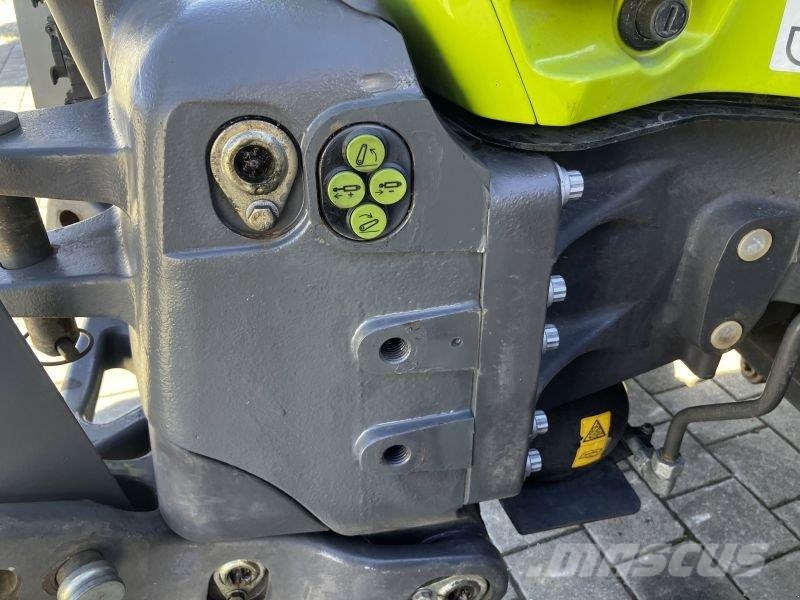CLAAS ARION 660 Traktörler