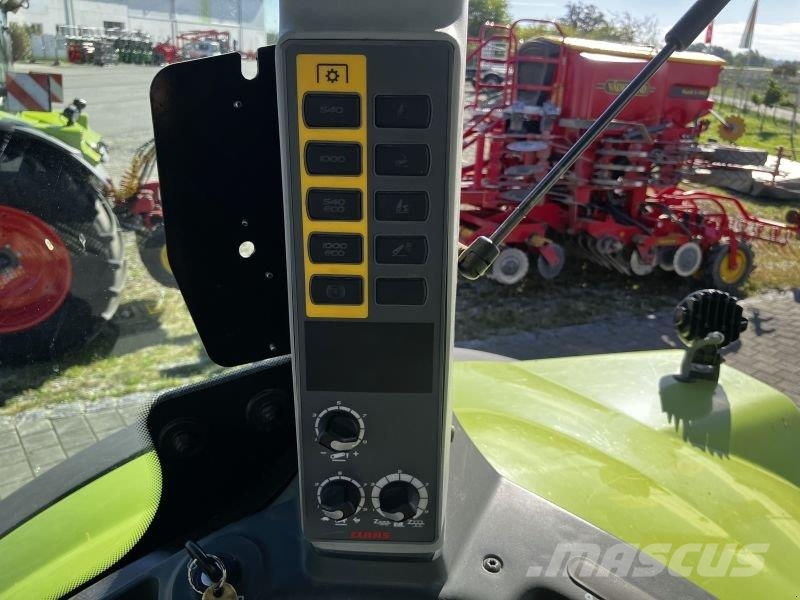 CLAAS ARION 660 Traktörler