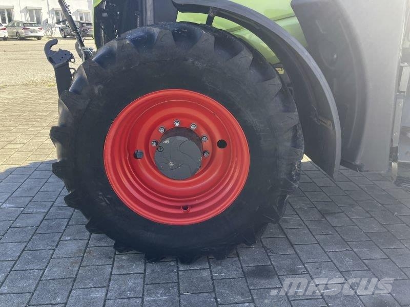 CLAAS ARION 660 Traktörler