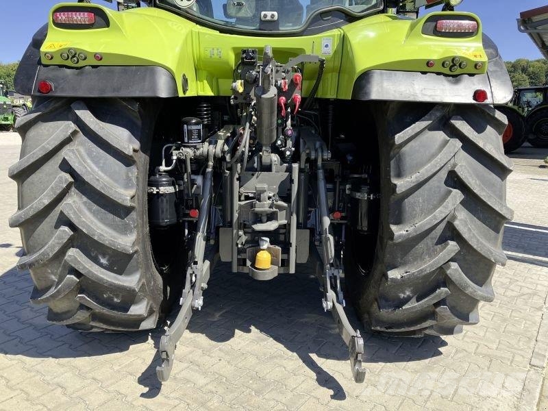 CLAAS ARION 660 CMATIC CEBIS Traktori