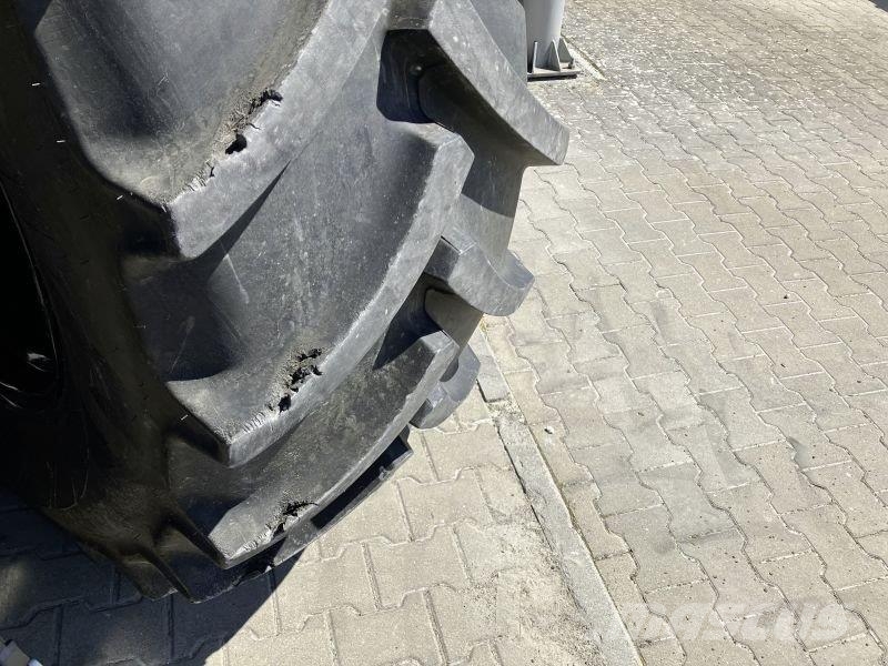 CLAAS ARION 660 CMATIC CEBIS Traktori