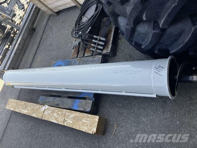 CLAAS AUSLAUFROHR XXL TRION 650 Accesorios para cosechadoras combinadas