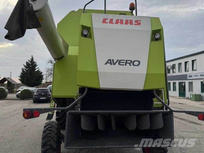 CLAAS Avero 240 Combine harvesters