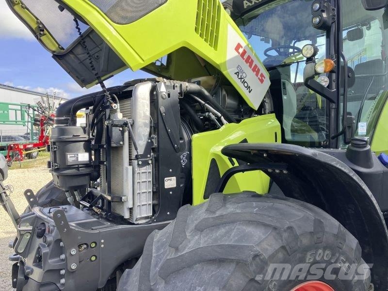 CLAAS AXION 810 CMATIC 트랙터