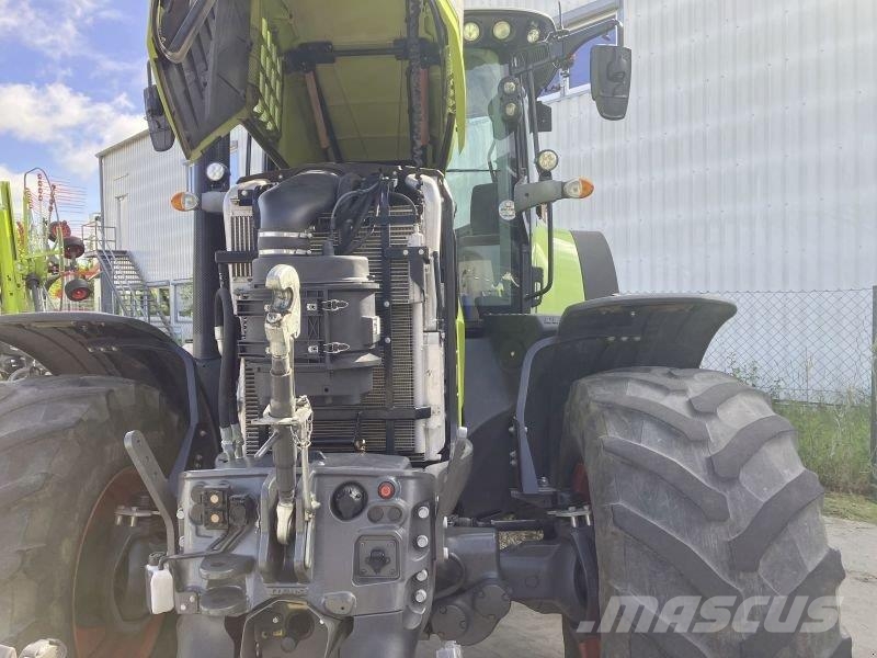 CLAAS AXION 810 CMATIC 트랙터