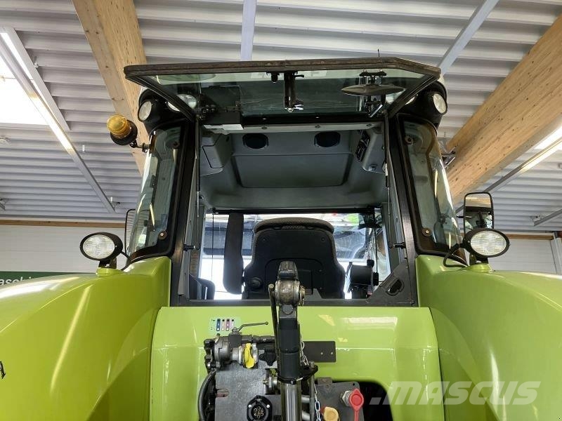 CLAAS AXION 820 CEBIS 트랙터