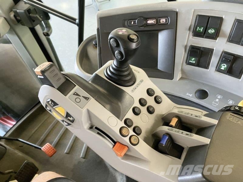 CLAAS AXION 820 CEBIS 트랙터