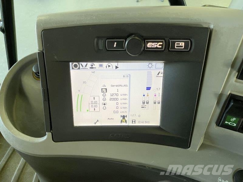 CLAAS AXION 820 CEBIS 트랙터