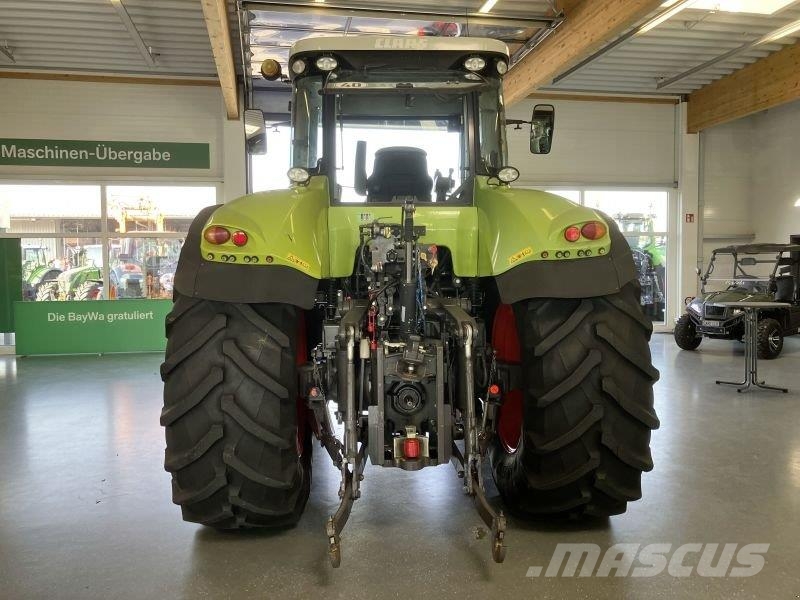 CLAAS AXION 820 CEBIS 트랙터
