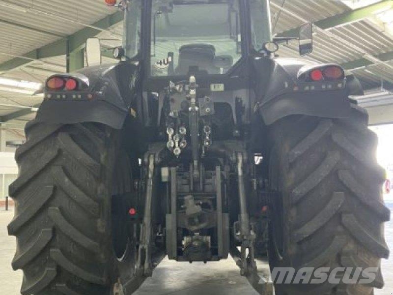 CLAAS AXION 820 CMATIC Traktorji