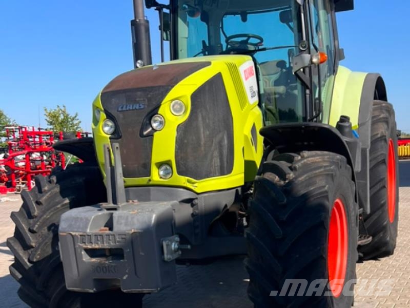 CLAAS Axion 830 Traktörler