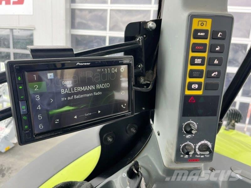 CLAAS AXION 830 CMATIC CEBIS الجرارات