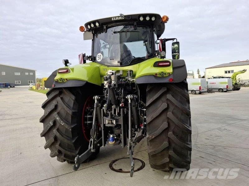 CLAAS AXION 830 CMATIC - STAGE V CE الجرارات