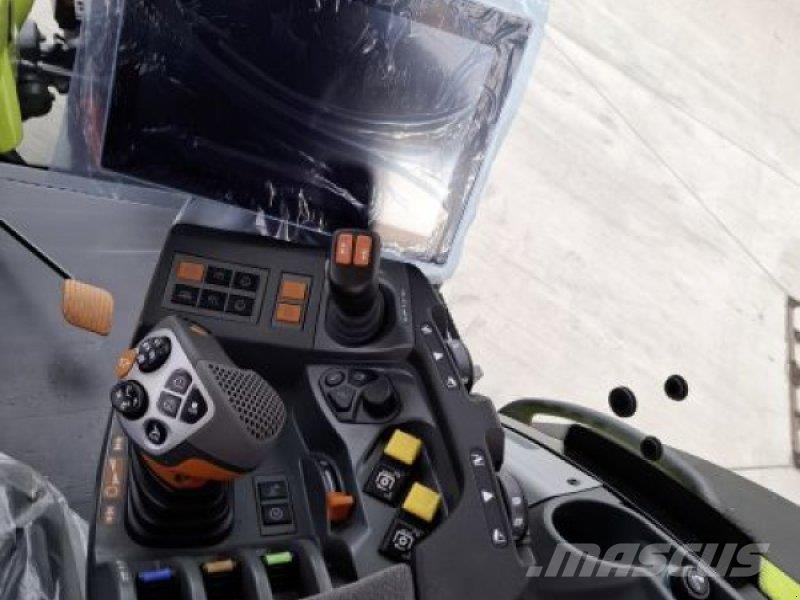 CLAAS AXION 830 CMATIC - STAGE V CE الجرارات