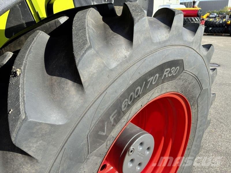 CLAAS AXION 870 CMATIC CEBIS CEMIS Трактори