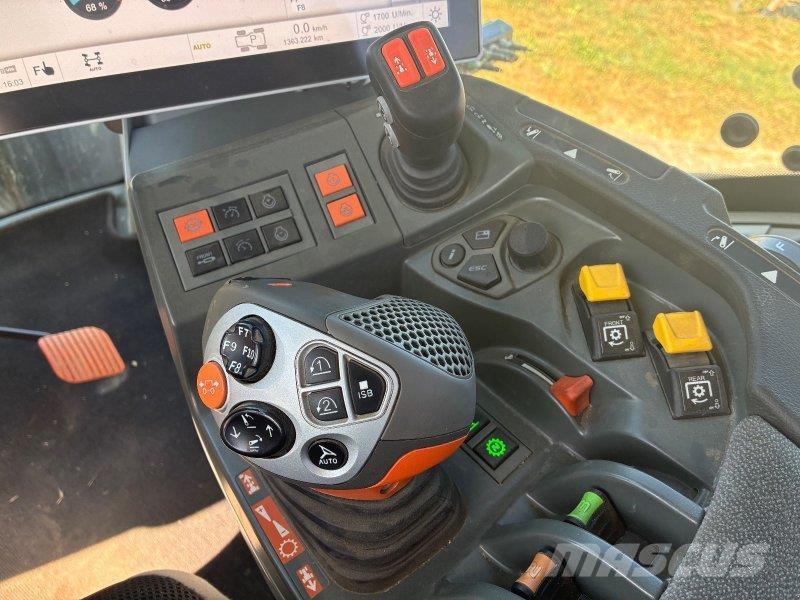 CLAAS Axion 870 CMATIC RTK Traktorok
