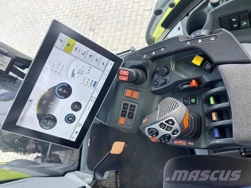 CLAAS AXION 870 CMATIC - ST. V Traktori