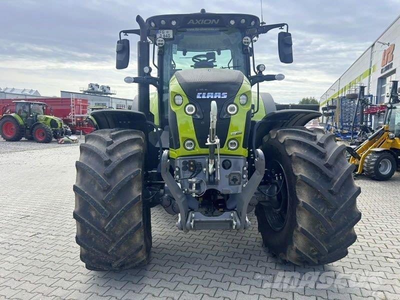 CLAAS AXION 870 CMATIC - ST. V Traktori