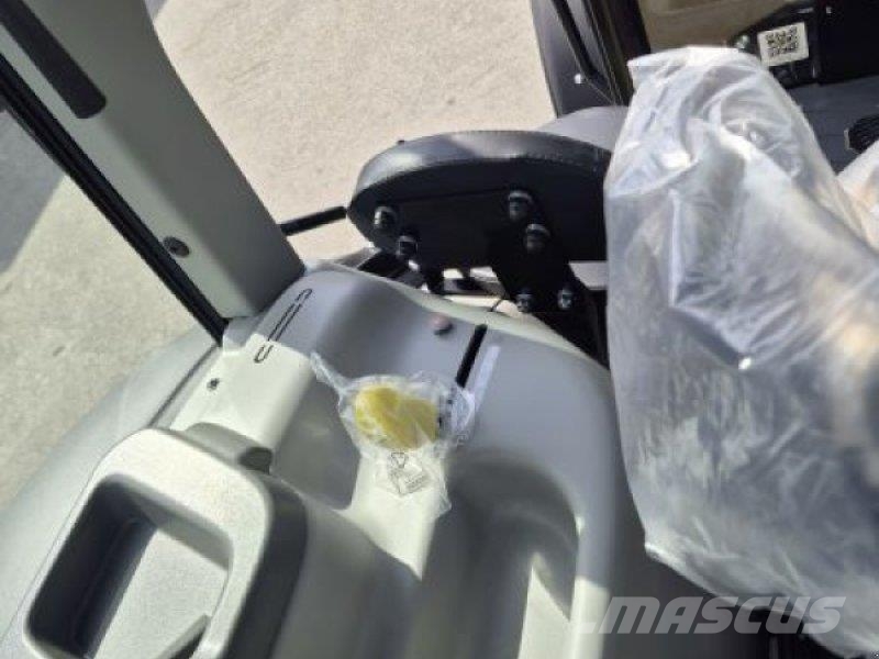 CLAAS AXOS 2.105 MIT FL 60E 트랙터