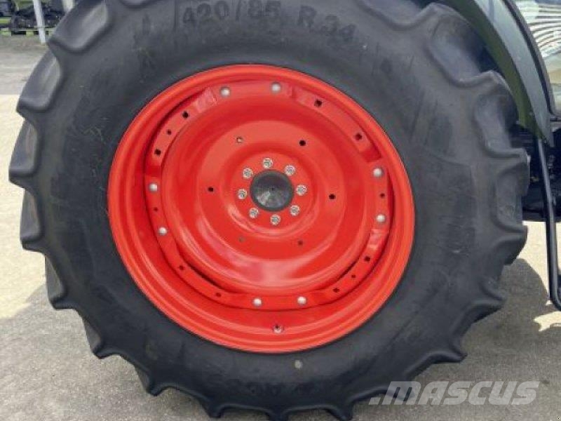 CLAAS AXOS 2.105 MIT FL 60E 트랙터