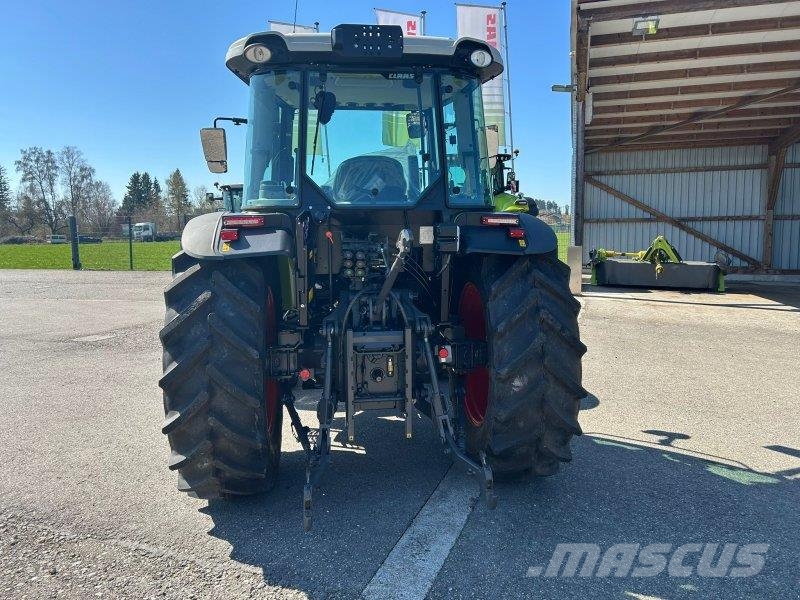 CLAAS Axos 240 Advanced 曳引機