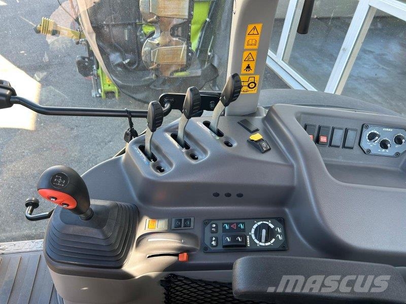 CLAAS AXOS 240 Advanced Tracteur