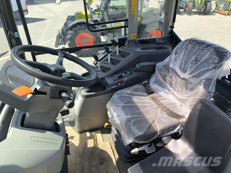 CLAAS Axos 3.105 트랙터