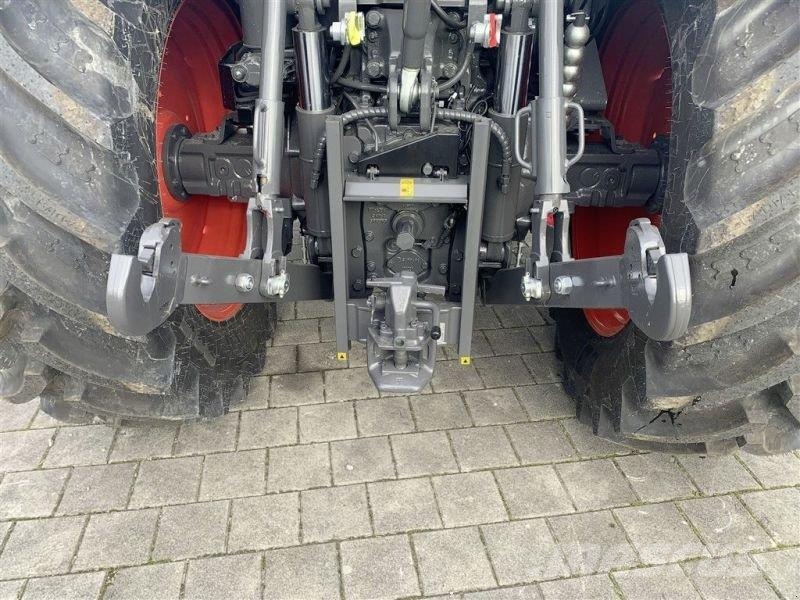 CLAAS AXOS 3.95 트랙터