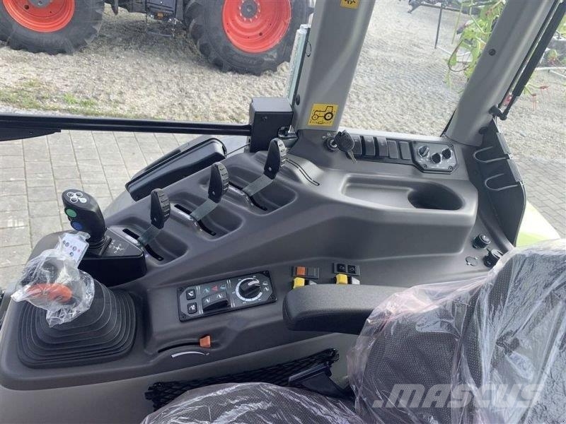 CLAAS AXOS 3.95 트랙터