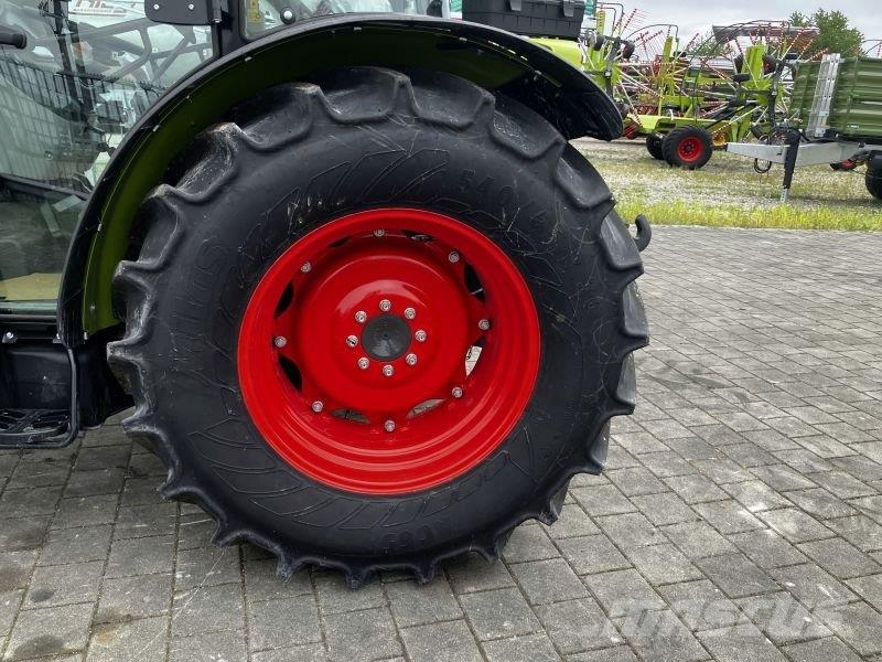 CLAAS ELIOS 2.75 TREND 트랙터