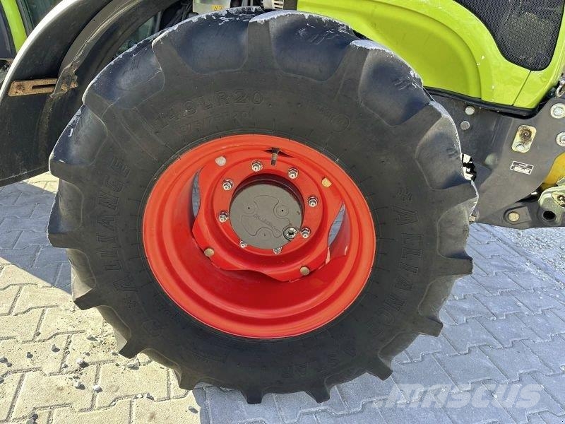 CLAAS ELIOS 210 mit FKH u. FZW Traktoren