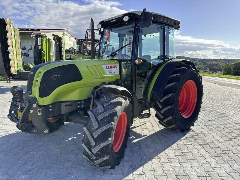 CLAAS ELIOS 210 mit FKH u. FZW Traktoren