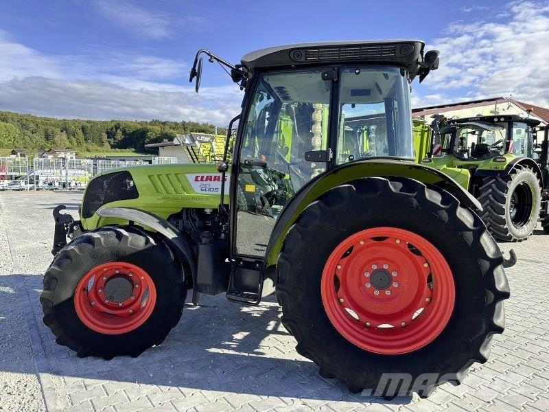 CLAAS ELIOS 210 mit FKH u. FZW Traktoren