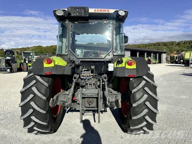 CLAAS ELIOS 210 mit FKH u. FZW Traktoren