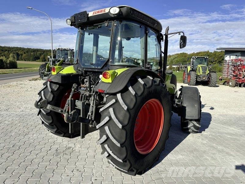 CLAAS ELIOS 210 mit FKH u. FZW Traktoren