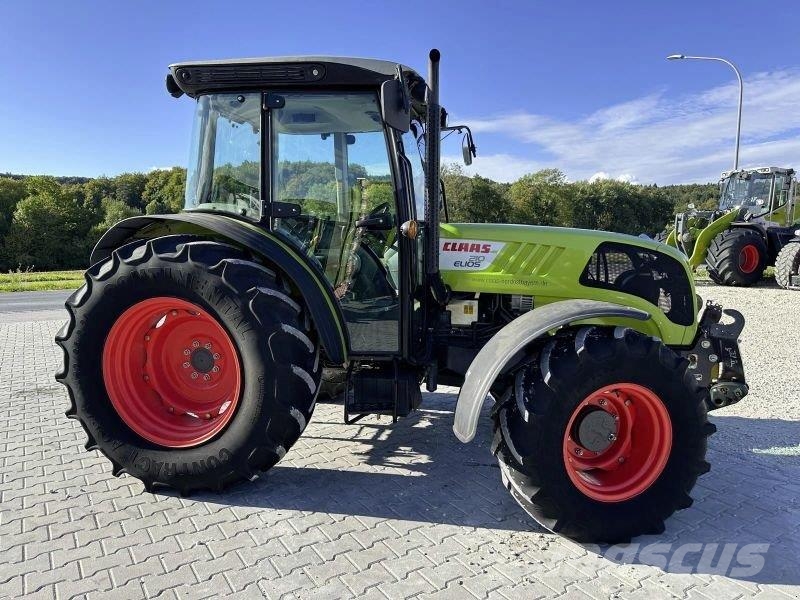 CLAAS ELIOS 210 mit FKH u. FZW Traktoren