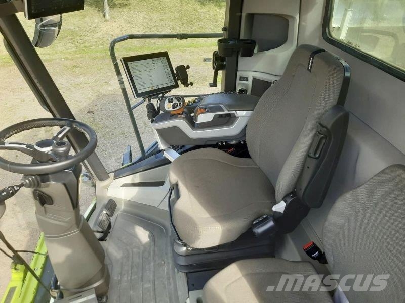 CLAAS GEBR MÄHDRESCHER LEXION 8700TT Leikkuupuimurit