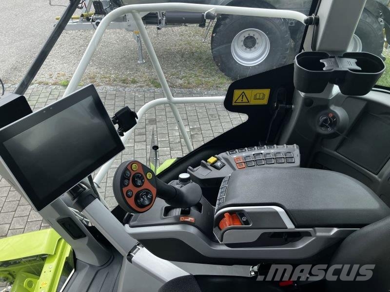CLAAS JAGUAR 870 + PICK UP 300 Falciatrinciatrici