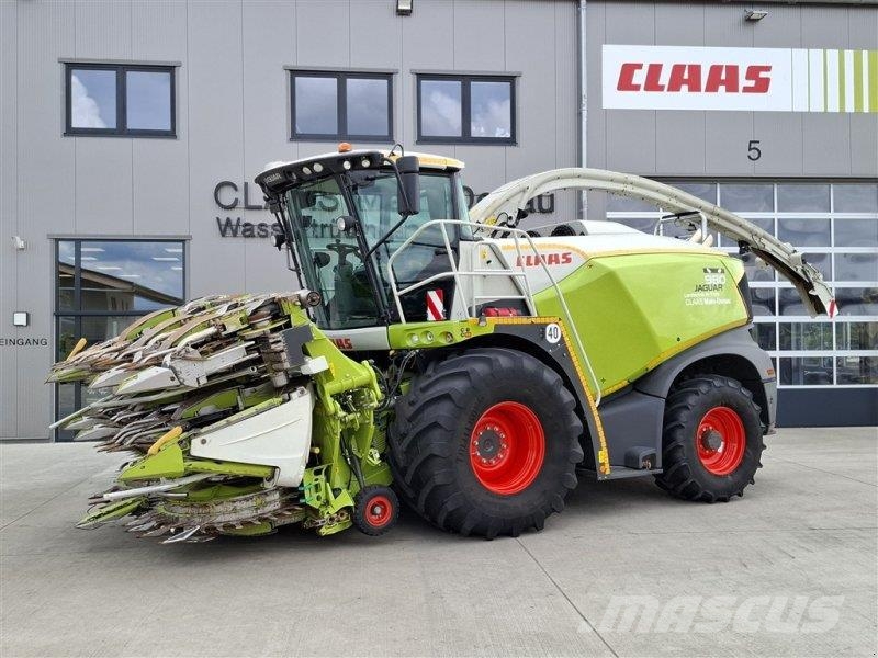 CLAAS Jaguar 980 + Orbis 900 Forage harvesters