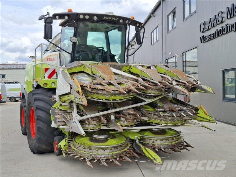 CLAAS Jaguar 980 + Orbis 900 Forage harvesters